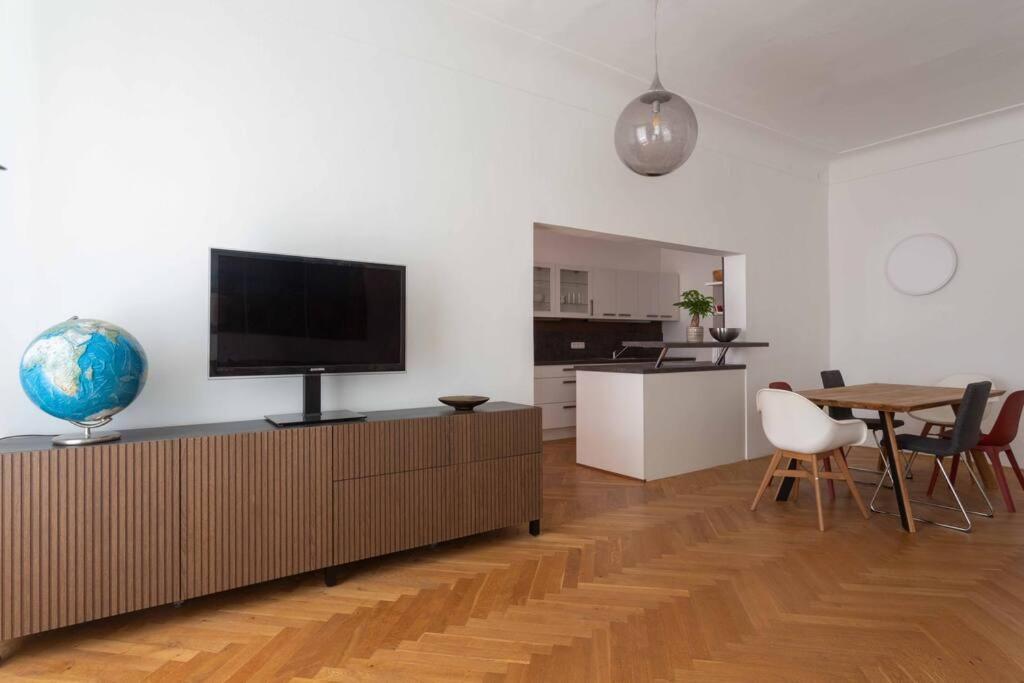 Apartment Traumhafte Fuer 6 Pers. Melk